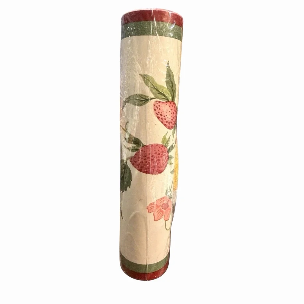 Waverly Wallpaper Off-White Strawberry 🍓 Design Vinyl‎ 5 Yards Pre Pasted